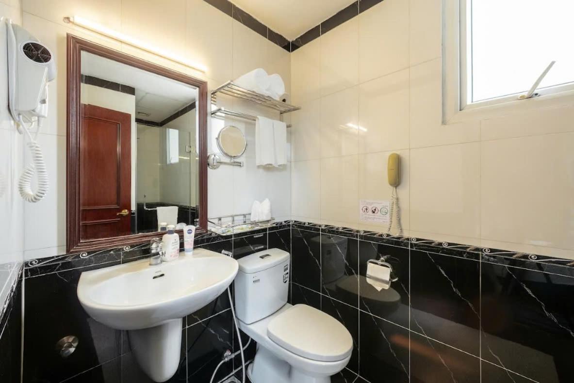 A25 Hotel - 15 Tran Quoc Toan Hanoi Dış mekan fotoğraf